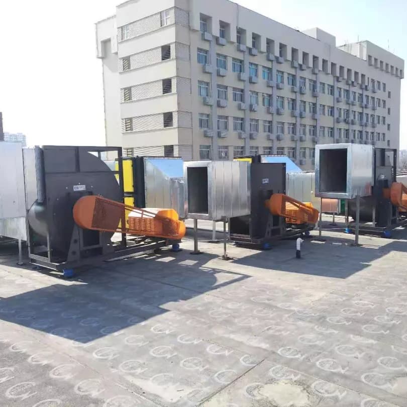 油煙凈化專用風(fēng)機 改造后1 油煙凈化專用風(fēng)機 改造后1